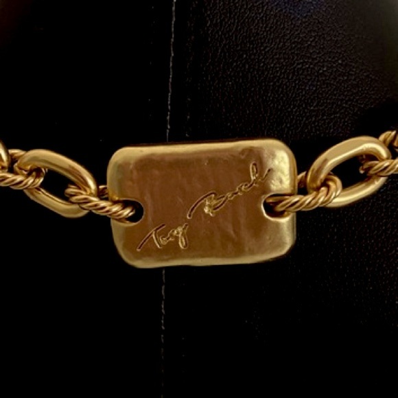 🆕 Tory Burch Authentic Torsade Vintage Brass Gold With T Logo Necklace - Picture 11 of 12